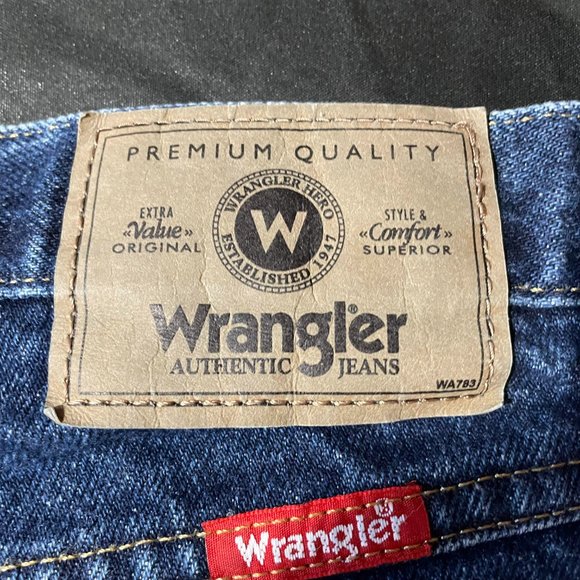 Very good condition used Wrangler Dark Blue 31x30 - Picture 4 of 4